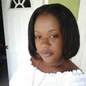 Meet your Posher, Simone